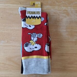 Peanuts Snoopy Woodstock Charlie Brown Men's Socks NWT 2 Pairs Shoe Size 8-12